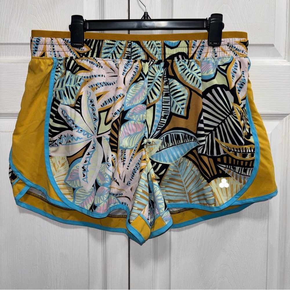 Women’s Tek Gear Tropical Print Athletic Shorts with Built in Underwear